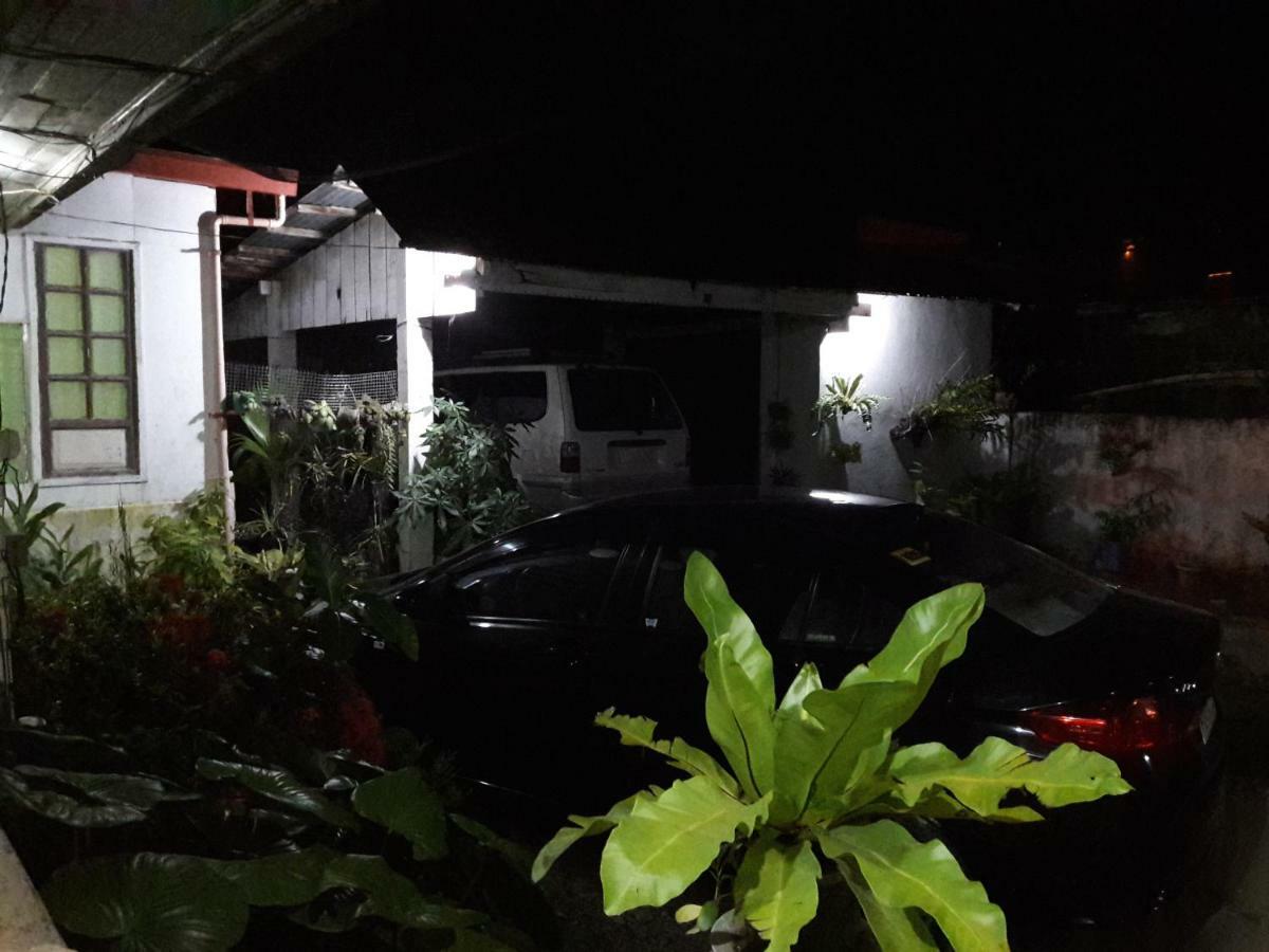 Green Bamboo Transient House Iloilo Exterior foto