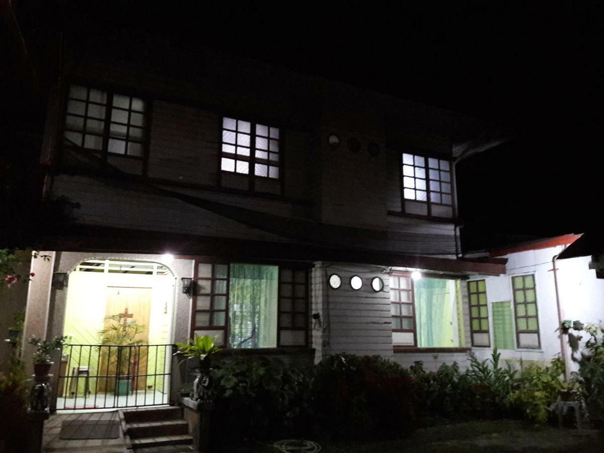 Green Bamboo Transient House Iloilo Exterior foto